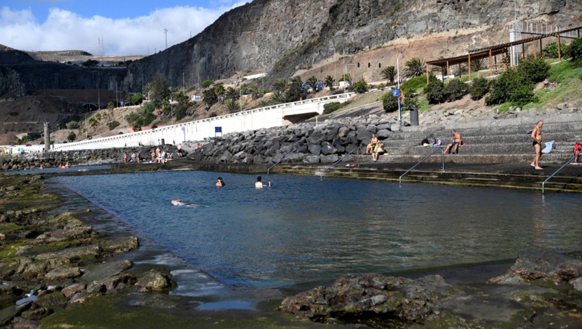 El Ayuntamiento licita el dragado y limpieza de las piscinas de La Laja por más de 131.000 euros